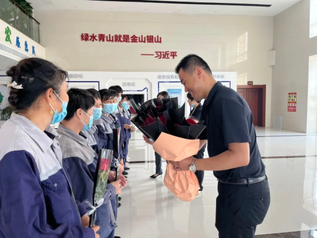 “七”待已久 “夕”望是你 東營華源新能源有限公司七夕節(jié)日主題活動(圖3) “七”待已久 “夕”望是你 東營華源新能源有限公司七夕節(jié)日主題活動(圖3)